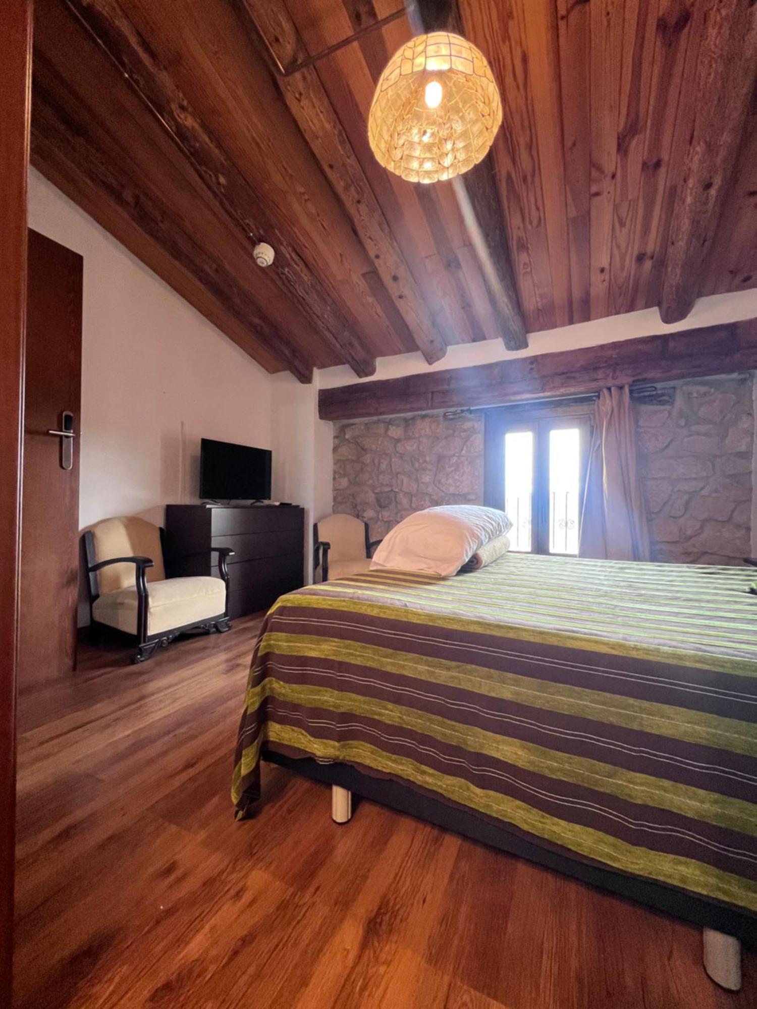 La Garbinada Hotel Torrebeses Ngoại thất bức ảnh